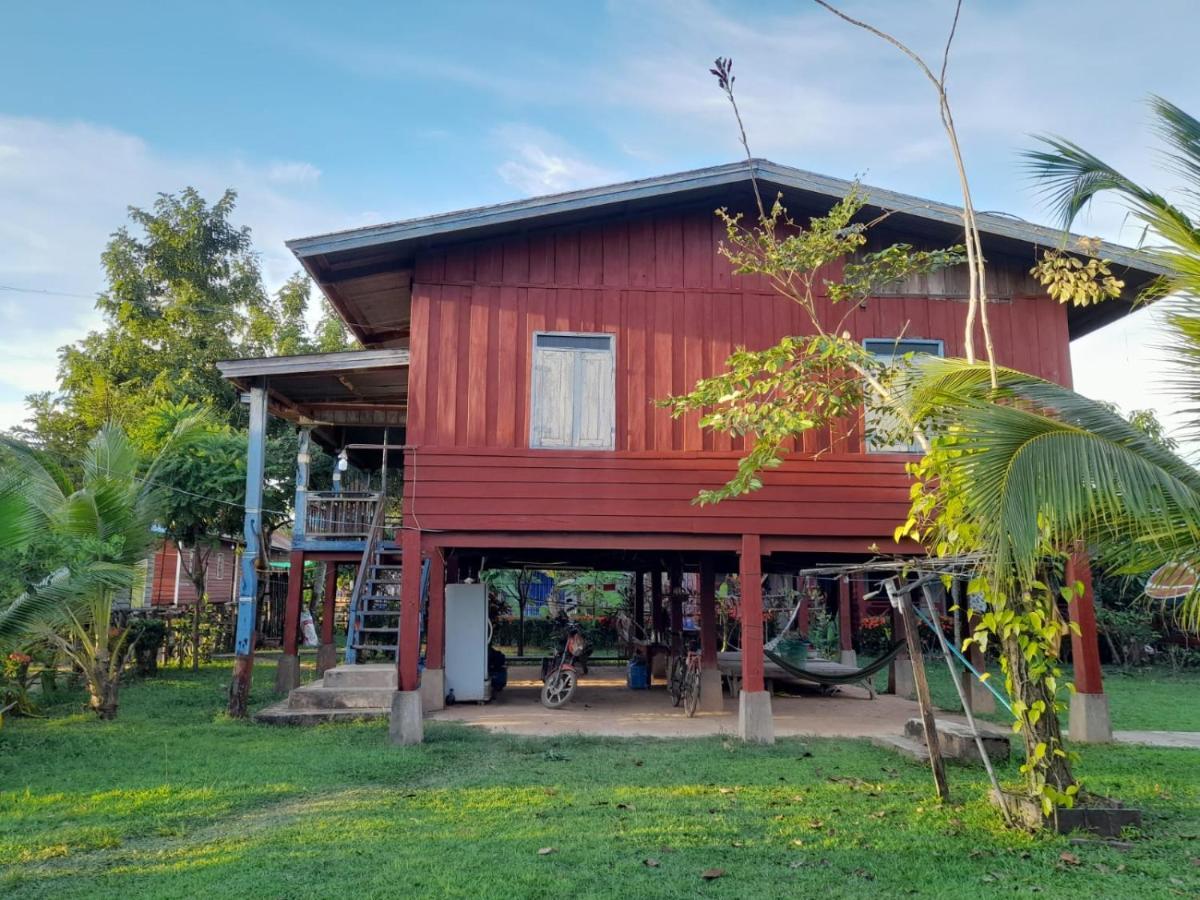 Ta'S Dorm Dondet Hostel ดอนเดด ภายนอก รูปภาพ